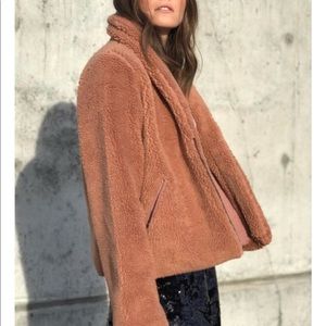 Alo Cozy Up Sherpa Jacket